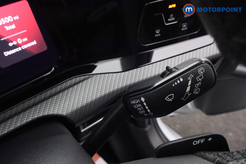 Volkswagen Golf R-Line Automatic Petrol Hatchback - Stock Number (1655678) - 20th supplementary image
