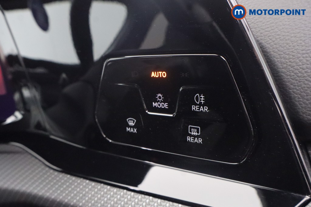 Volkswagen Golf R-Line Automatic Petrol Hatchback - Stock Number (1655678) - 21st supplementary image