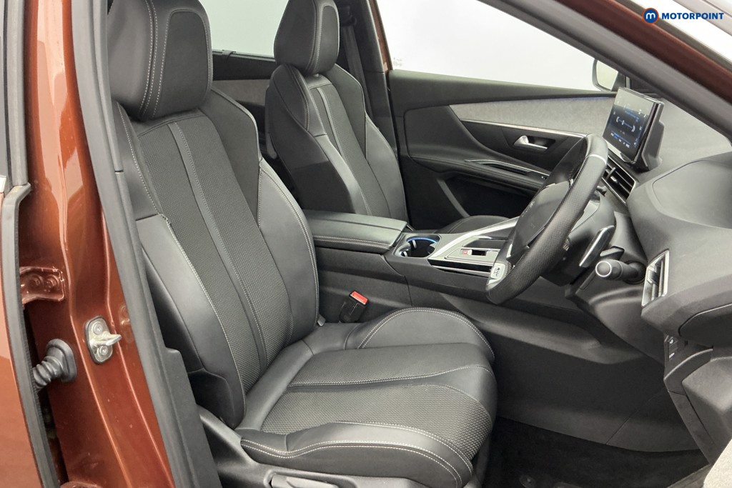 Peugeot 5008 GT Automatic Diesel SUV - Stock Number (1655864) - 5th supplementary image