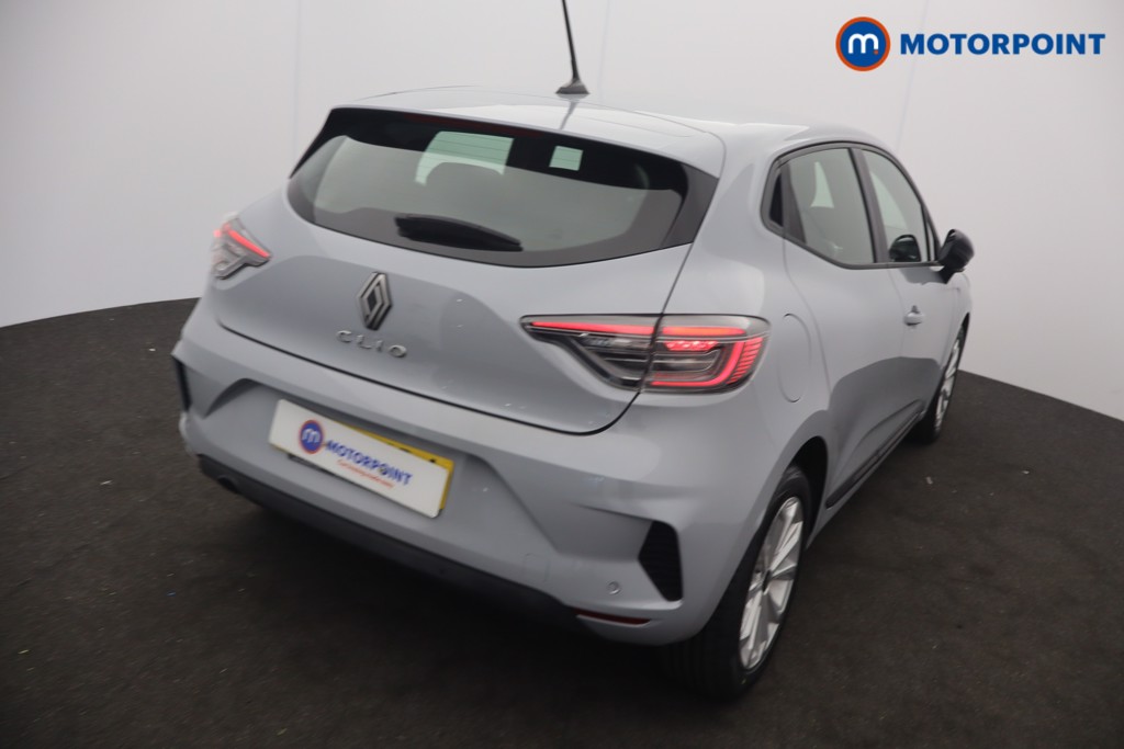 Renault Clio Evolution Manual Petrol Hatchback - Stock Number (1655938) - 2nd supplementary image