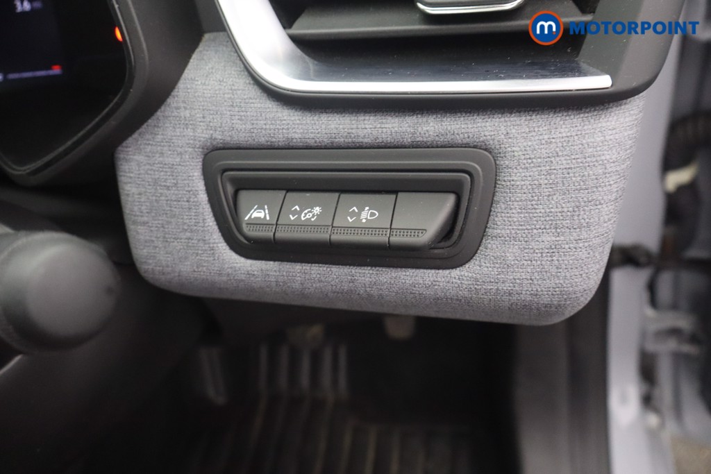 Renault Clio Evolution Manual Petrol Hatchback - Stock Number (1655938) - 11th supplementary image
