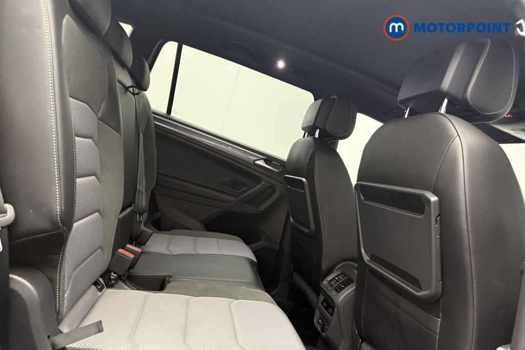 Volkswagen Tiguan Allspace R-Line Tech Automatic Diesel SUV - Stock Number (1656819) - 9th supplementary image