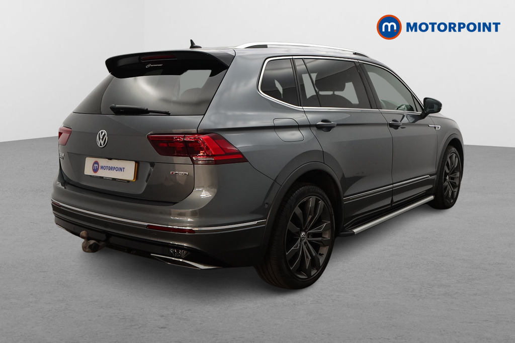 Volkswagen Tiguan Allspace R-Line Tech Automatic Diesel SUV - Stock Number (1656819) - Drivers side rear corner