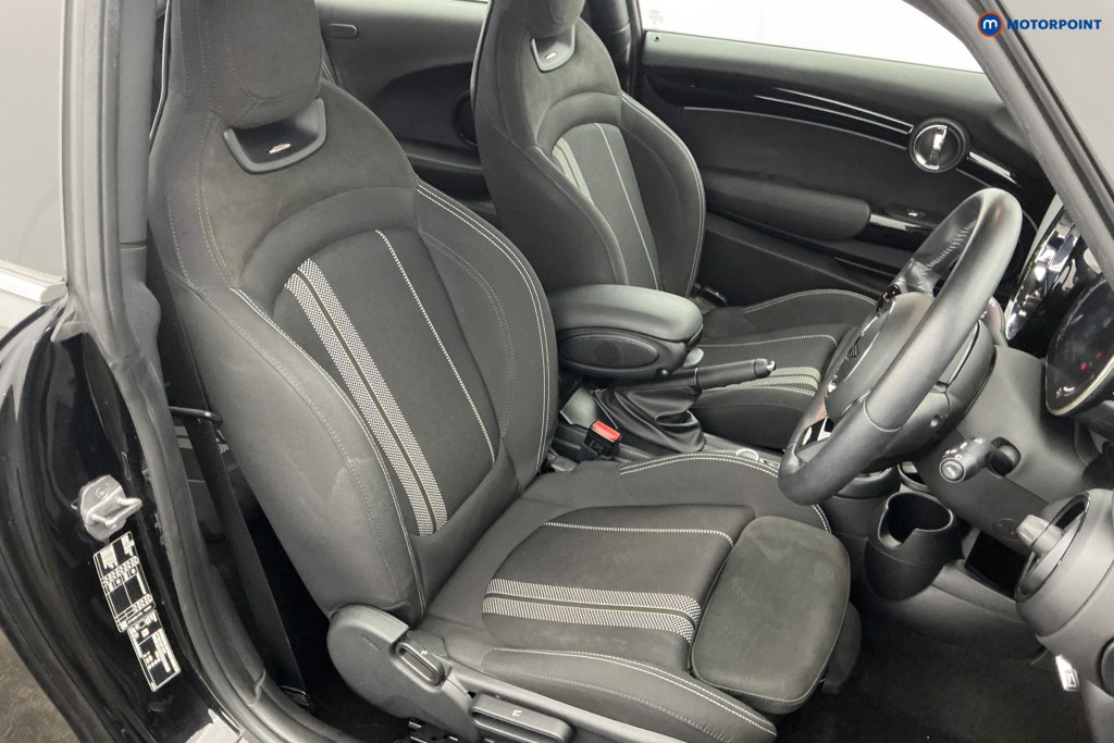 Mini Hatchback Cooper Sport Automatic Petrol Hatchback - Stock Number (1657249) - 5th supplementary image