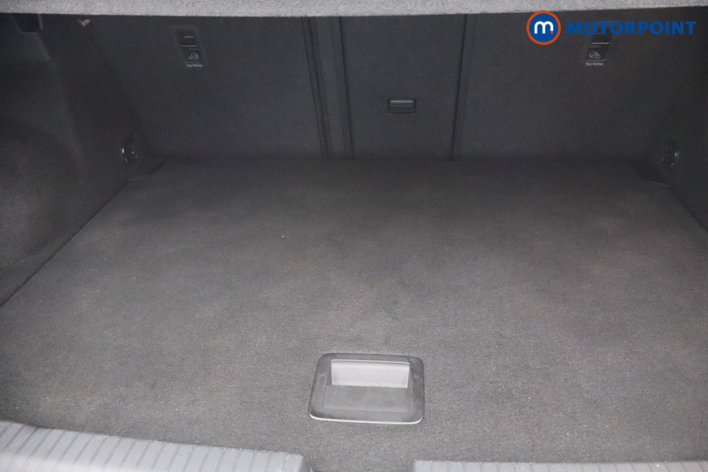 Volkswagen T-Roc Life Manual Petrol SUV - Stock Number (1657534) - 5th supplementary image