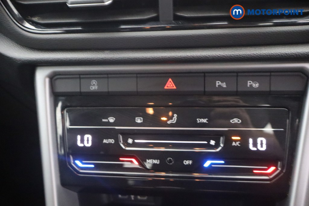 Volkswagen T-Roc Life Manual Petrol SUV - Stock Number (1657534) - 16th supplementary image