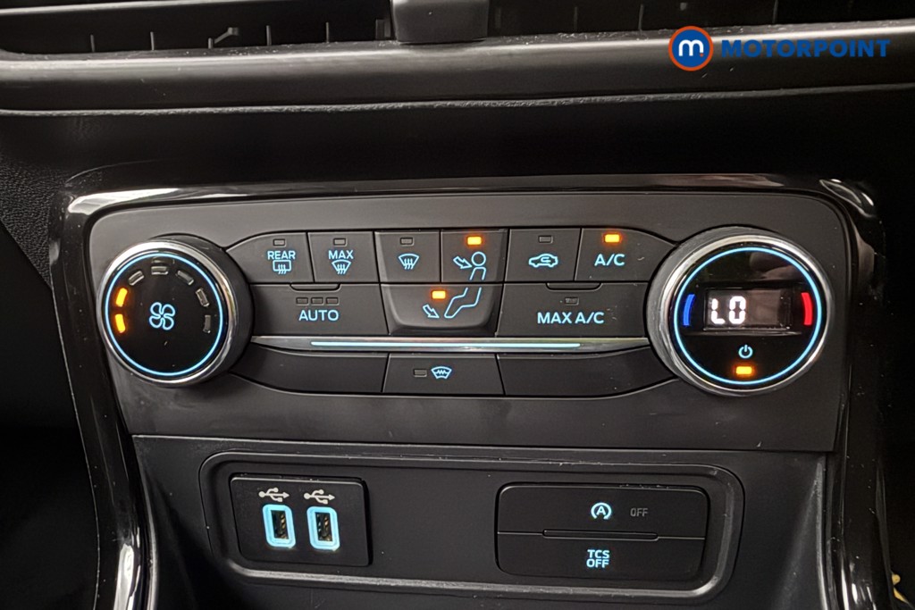 Ford Ecosport Titanium Manual Petrol SUV - Stock Number (1657570) - 16th supplementary image
