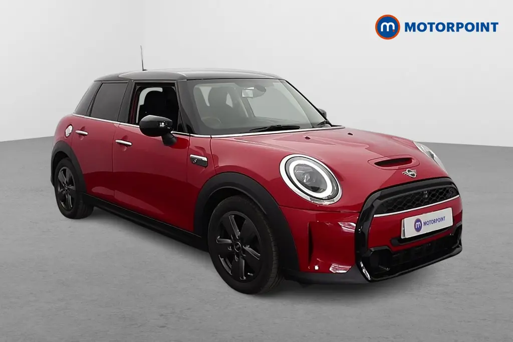 MINI HATCHBACK