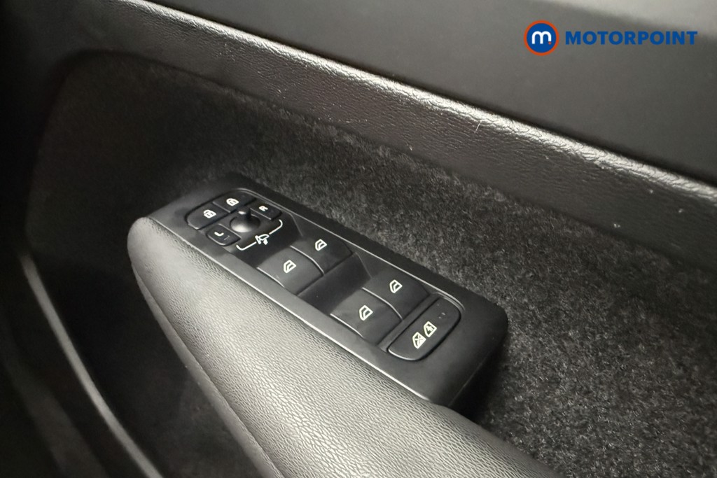 Volvo Xc40 Plus Automatic Petrol SUV - Stock Number (1658301) - 16th supplementary image