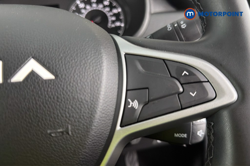Dacia Duster Extreme Manual Petrol SUV - Stock Number (1658574) - 4th supplementary image