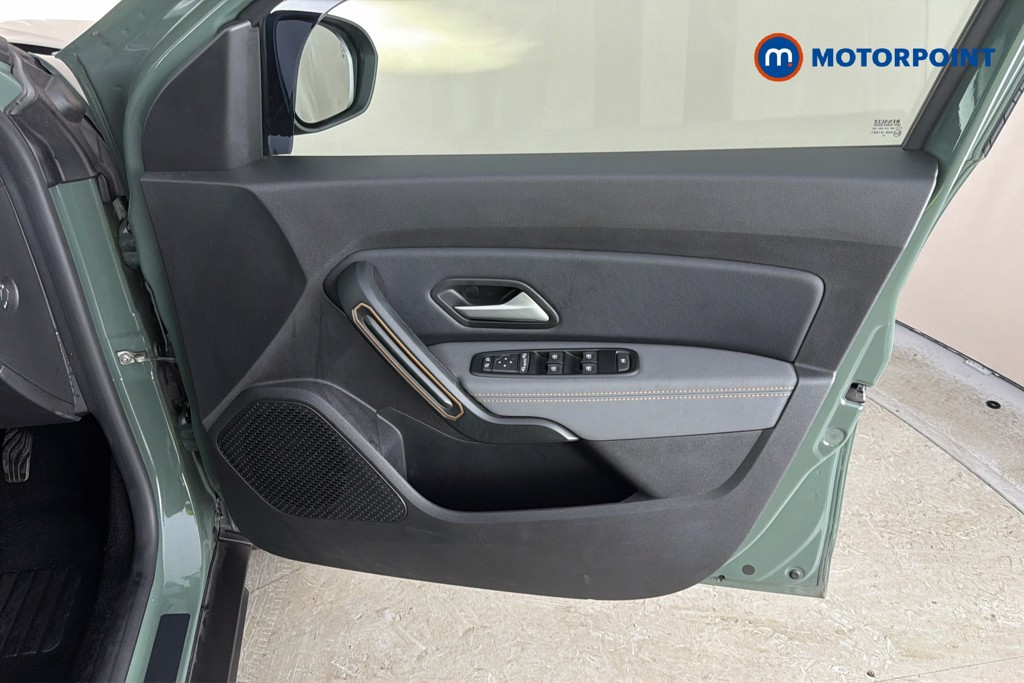 Dacia Duster Extreme Manual Petrol SUV - Stock Number (1658574) - 19th supplementary image