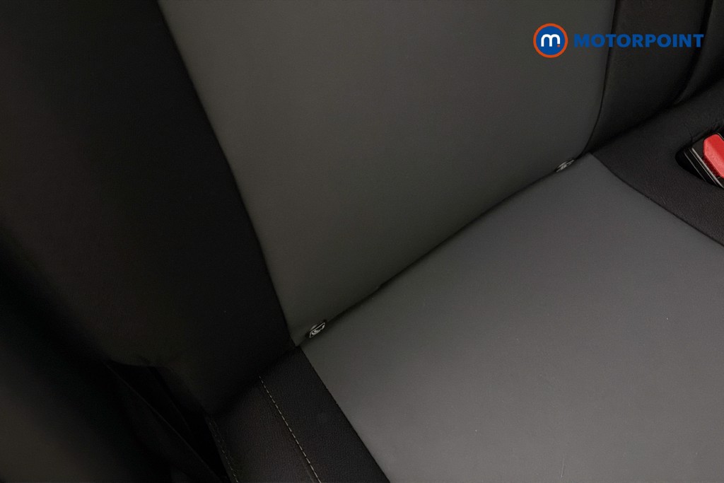 Dacia Duster Extreme Manual Petrol SUV - Stock Number (1658574) - 29th supplementary image