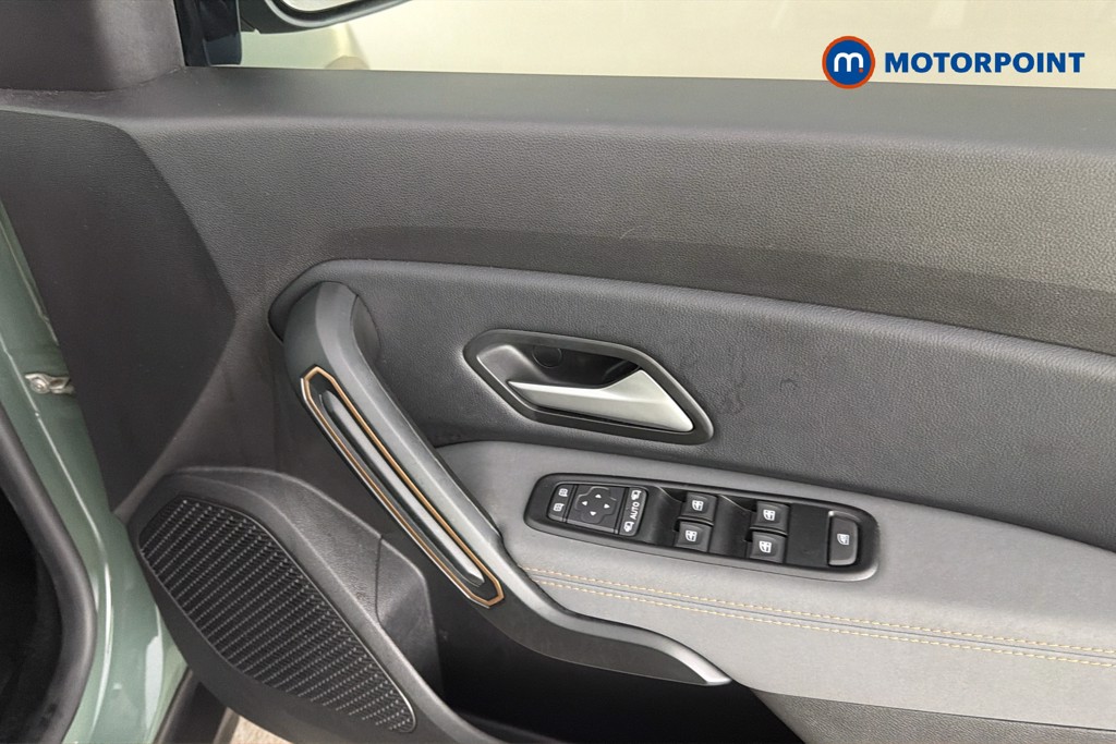 Dacia Duster Extreme Manual Petrol SUV - Stock Number (1658574) - 42nd supplementary image