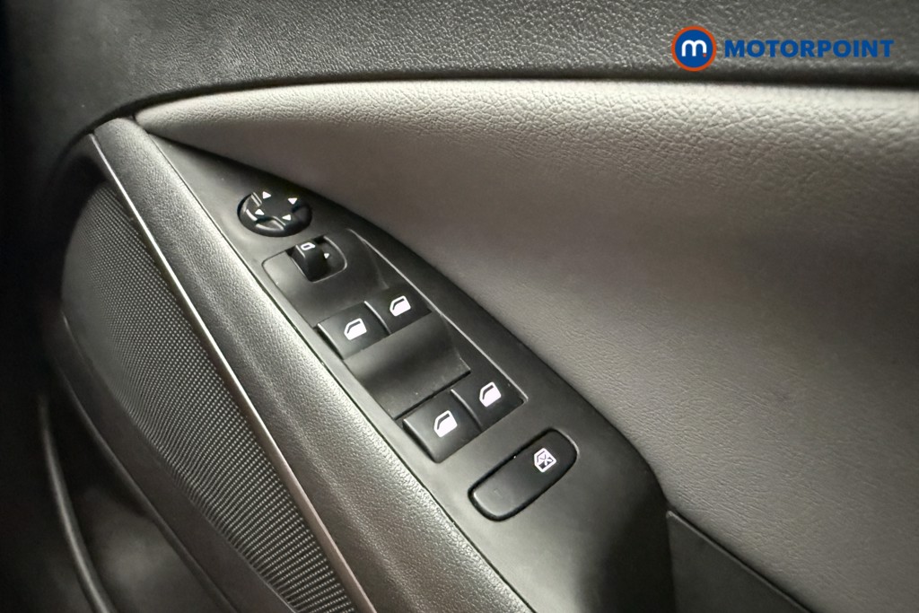 Vauxhall Crossland X Elite Manual Petrol SUV - Stock Number (1658896) - 15th supplementary image