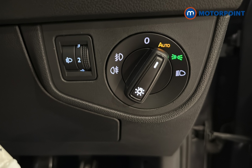 Volkswagen Polo R-Line Manual Petrol Hatchback - Stock Number (1659049) - 11th supplementary image