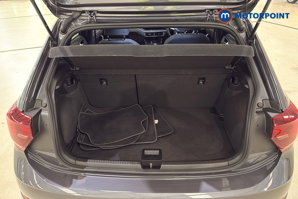 Volkswagen Polo R-Line Manual Petrol Hatchback - Stock Number (1659049) - 30th supplementary image
