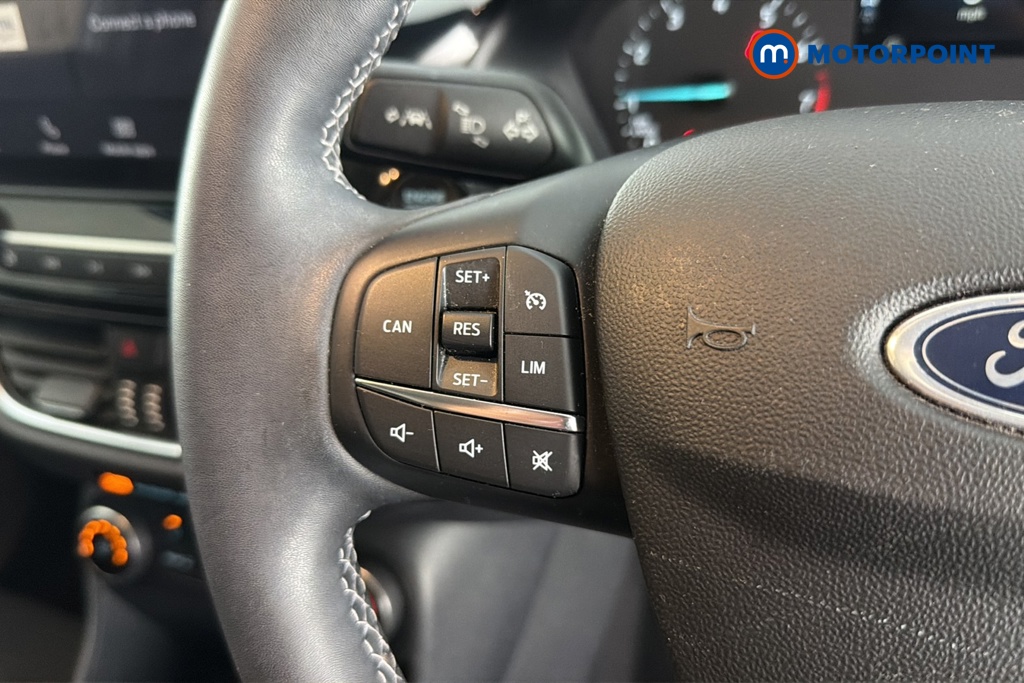 Ford Fiesta Titanium Manual Petrol Hatchback - Stock Number (1659288) - 4th supplementary image
