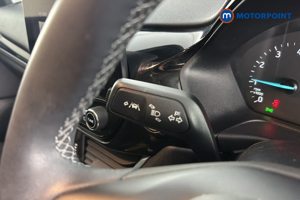 Ford Fiesta Titanium Manual Petrol Hatchback - Stock Number (1659288) - 5th supplementary image