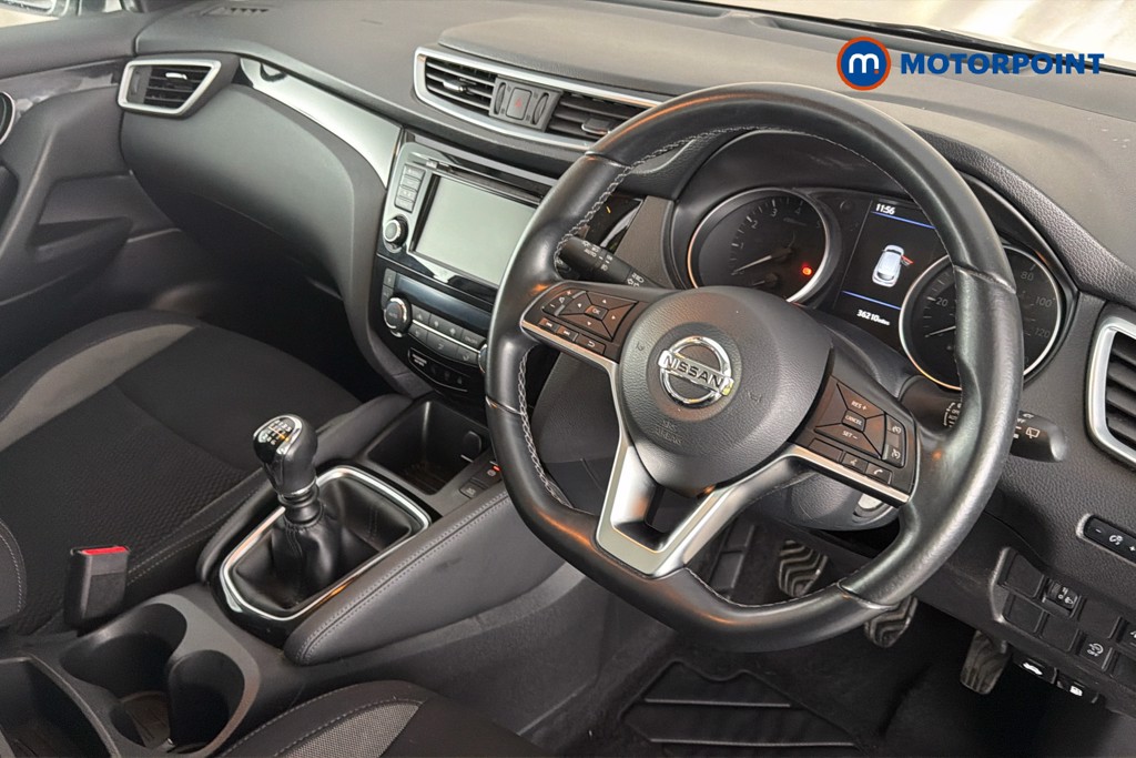 Nissan Qashqai Acenta Premium Manual Petrol SUV - Stock Number (1659462) - 2nd supplementary image