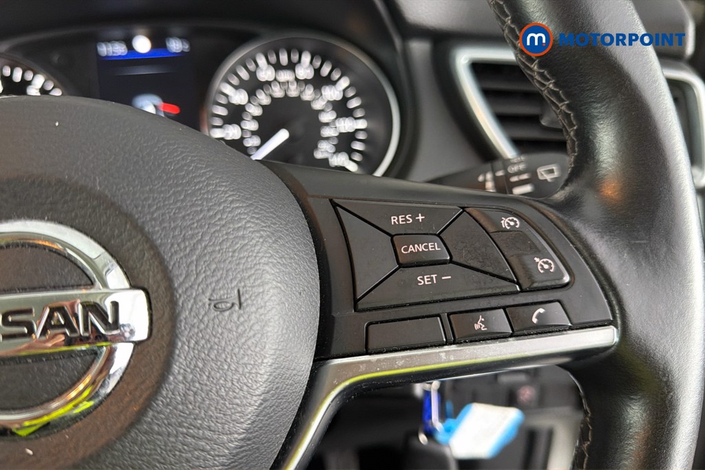 Nissan Qashqai Acenta Premium Manual Petrol SUV - Stock Number (1659462) - 4th supplementary image