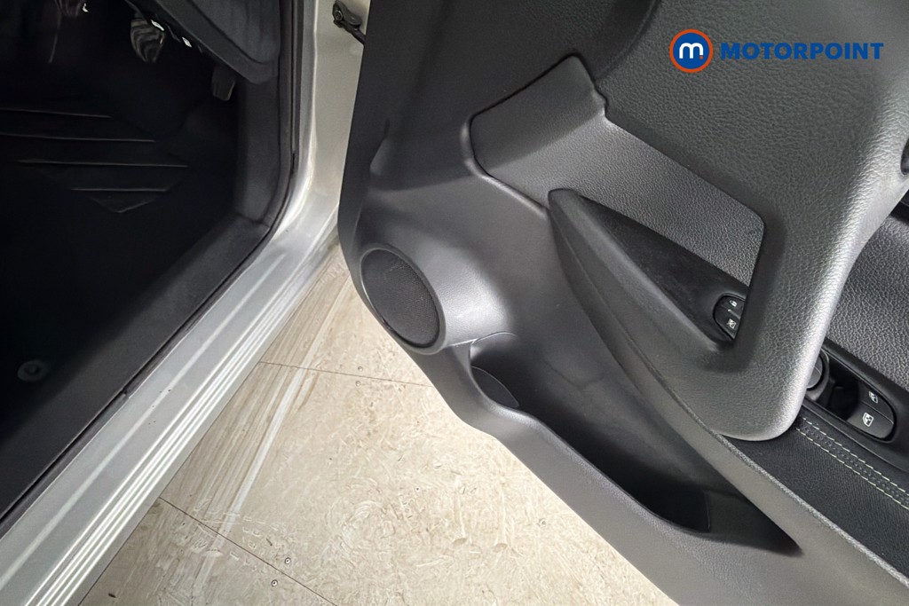 Nissan Qashqai Acenta Premium Manual Petrol SUV - Stock Number (1659462) - 21st supplementary image