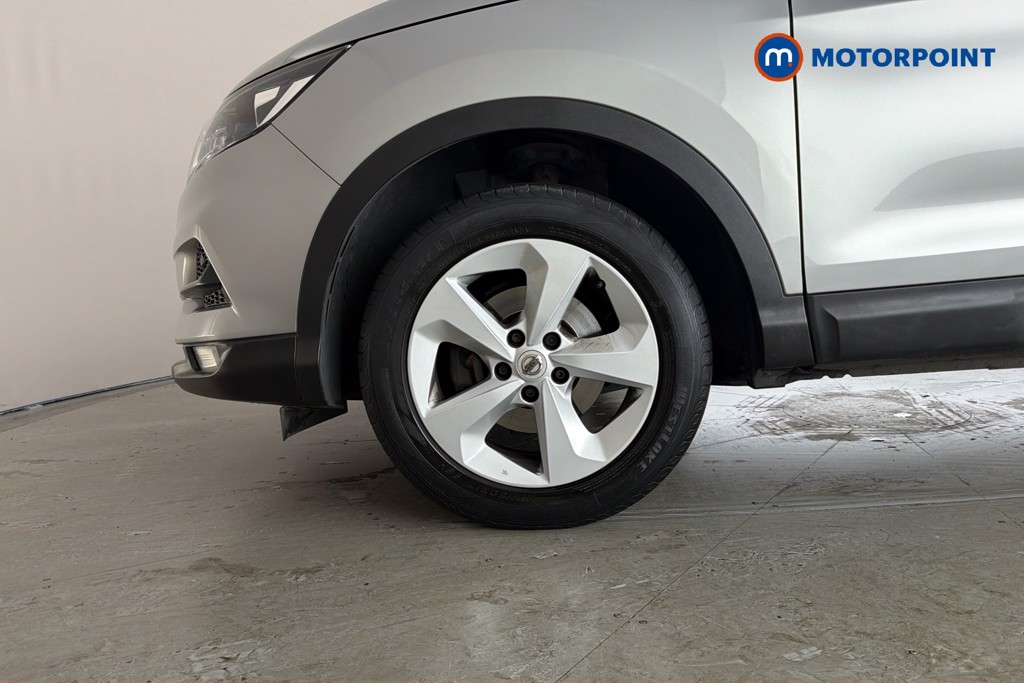 Nissan Qashqai Acenta Premium Manual Petrol SUV - Stock Number (1659462) - 47th supplementary image