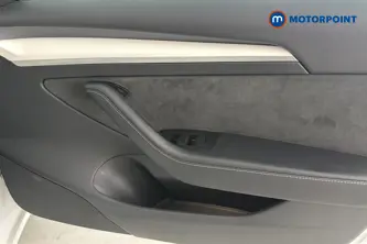 Tesla Model 3 Performance Automatic Electric Saloon - Stock Number (1659714) - 18th supplementary image