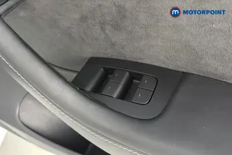 Tesla Model 3 Performance Automatic Electric Saloon - Stock Number (1659714) - 19th supplementary image