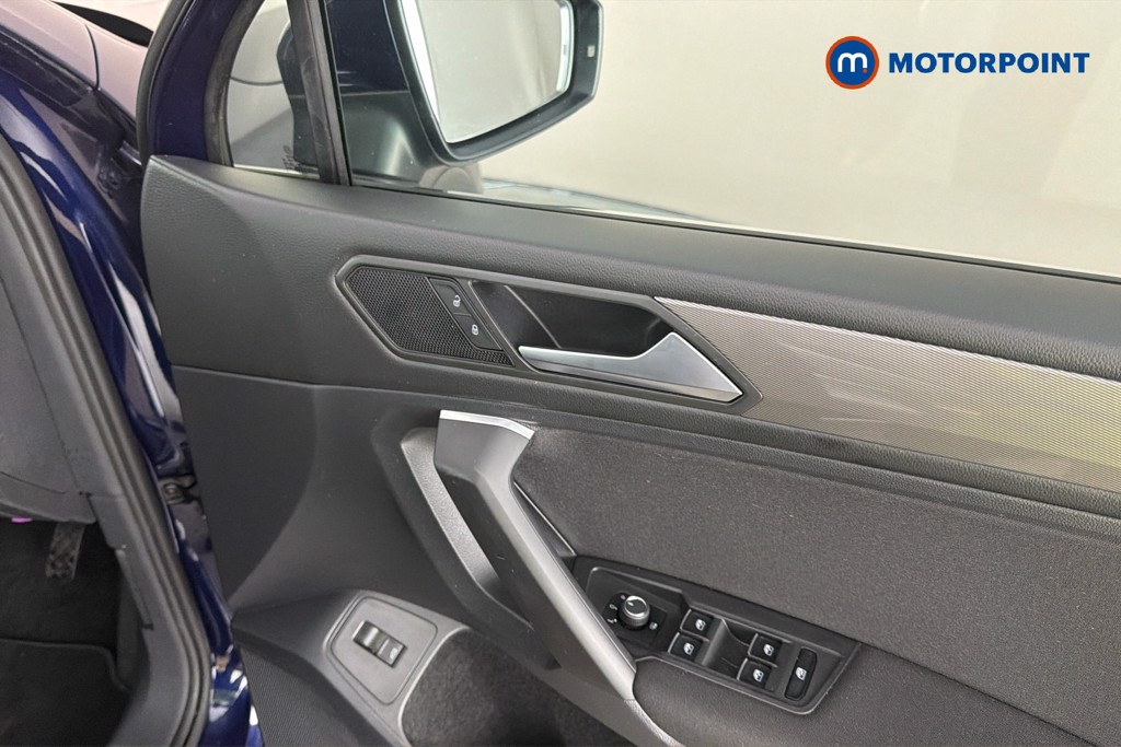 Volkswagen Tiguan Allspace Life Automatic Petrol SUV - Stock Number (1659977) - 42nd supplementary image