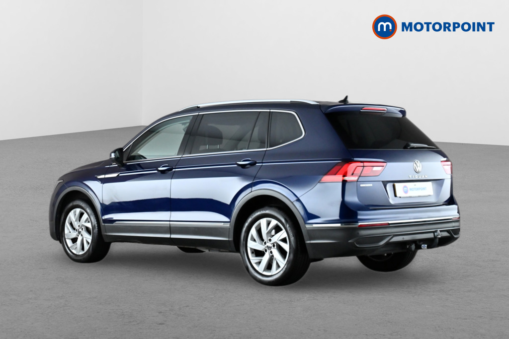 Volkswagen Tiguan Allspace Life Automatic Petrol SUV - Stock Number (1659977) - Passenger side rear corner