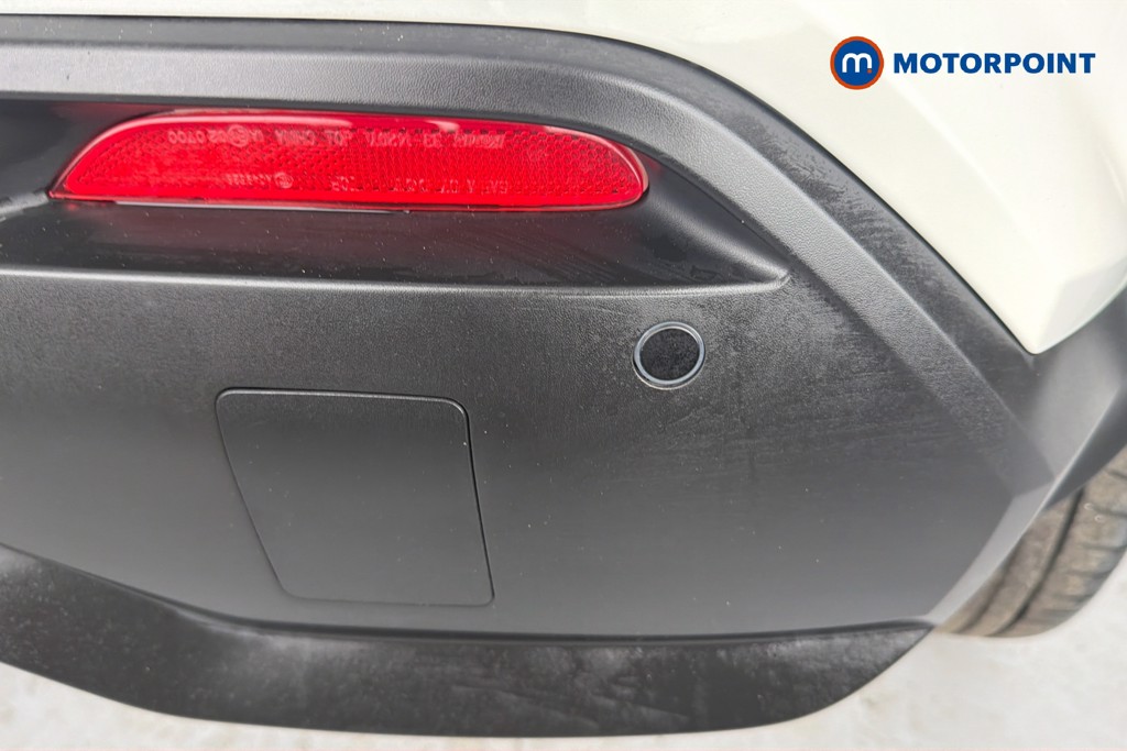 Nissan Juke N-Connecta Manual Petrol SUV - Stock Number (1660068) - 40th supplementary image