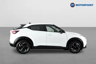 Nissan Juke N-Connecta Manual Petrol SUV - Stock Number (1660068) - Drivers side