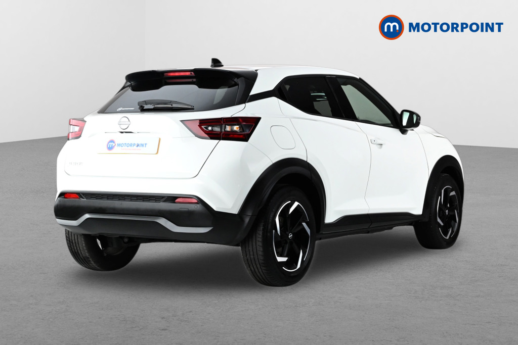 Nissan Juke N-Connecta Manual Petrol SUV - Stock Number (1660068) - Drivers side rear corner