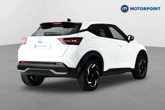 Nissan Juke N-Connecta Manual Petrol SUV - Stock Number (1660068) - Drivers side rear corner