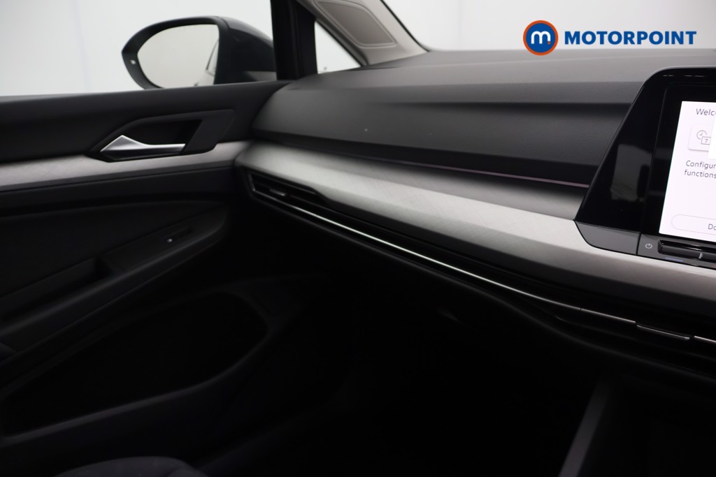 Volkswagen Golf Life Manual Petrol Hatchback - Stock Number (1660132) - 10th supplementary image