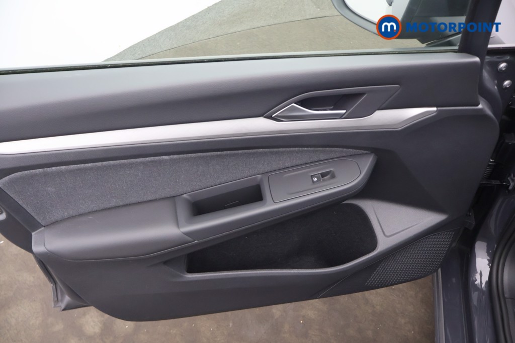 Volkswagen Golf Life Manual Petrol Hatchback - Stock Number (1660132) - 22nd supplementary image
