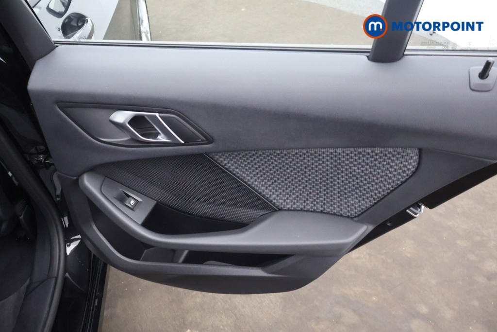 BMW 1 Series SE Automatic Petrol Hatchback - Stock Number (1660152) - 17th supplementary image