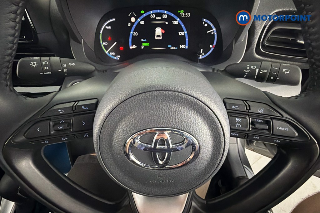 Toyota Yaris Cross Design Automatic Petrol-Electric Hybrid Estate - Stock Number (1660707) - 5th supplementary image