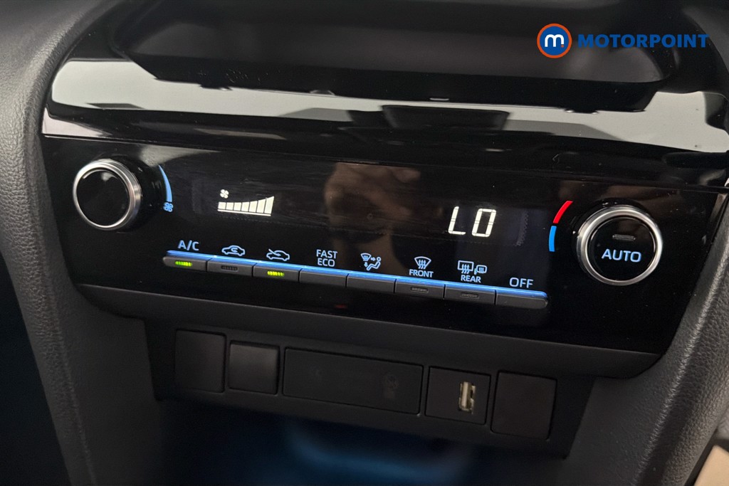 Toyota Yaris Cross Design Automatic Petrol-Electric Hybrid Estate - Stock Number (1660707) - 10th supplementary image
