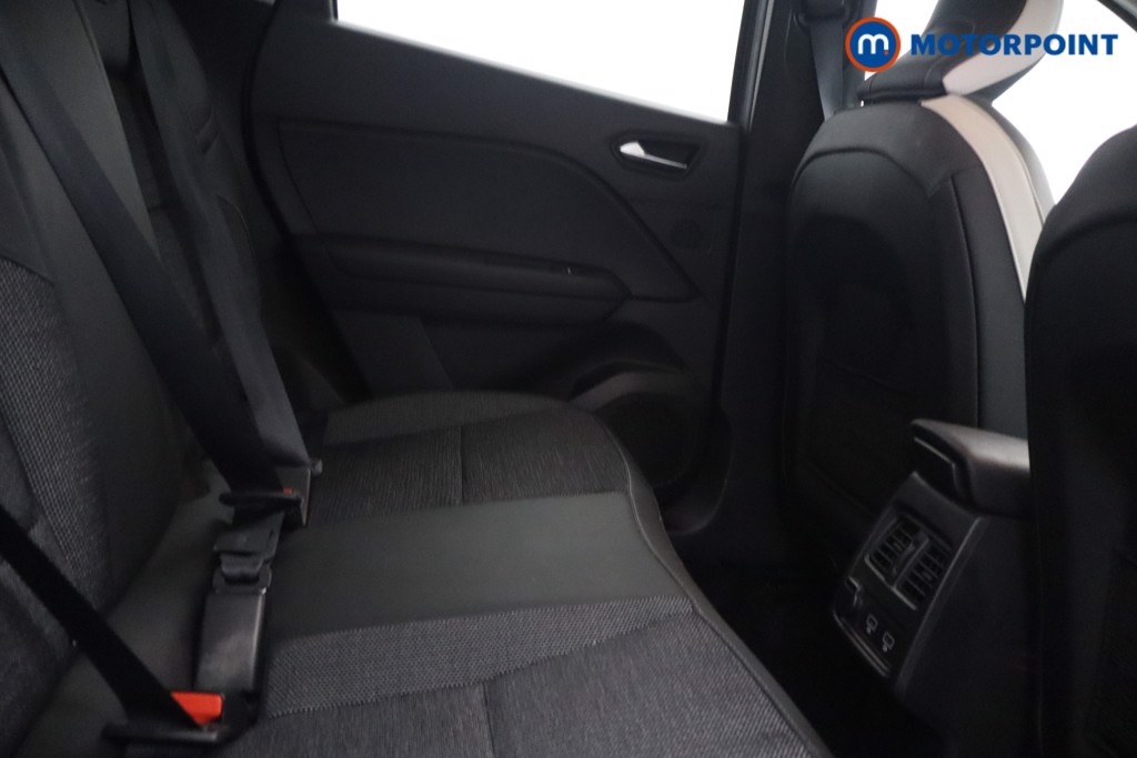 Renault Captur Techno Manual Petrol SUV - Stock Number (1660761) - 9th supplementary image