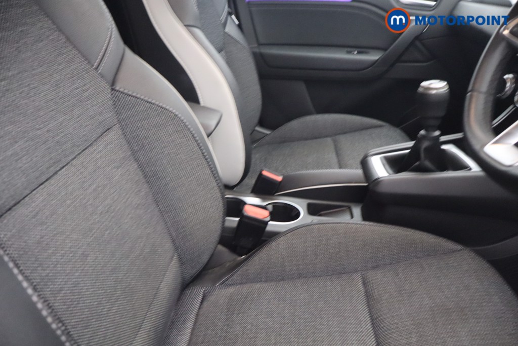 Renault Captur Techno Manual Petrol SUV - Stock Number (1660761) - 13th supplementary image