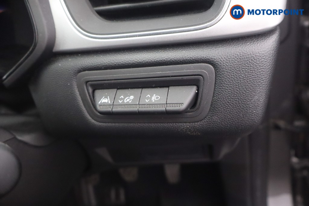 Renault Captur Techno Manual Petrol SUV - Stock Number (1660761) - 14th supplementary image