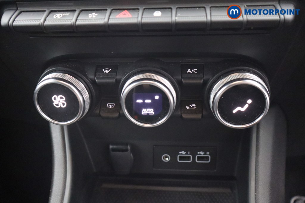 Renault Captur Techno Manual Petrol SUV - Stock Number (1660761) - 18th supplementary image