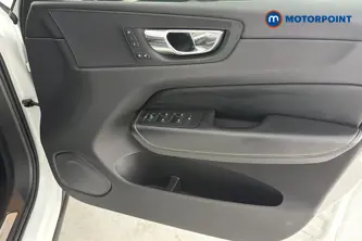 Volvo Xc60 R Design Pro Automatic Petrol SUV - Stock Number (1660793) - 18th supplementary image