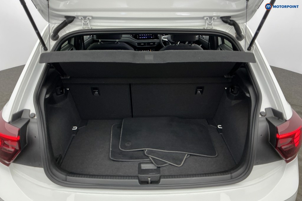 Volkswagen Polo R-Line Manual Petrol Hatchback - Stock Number (1661662) - 3rd supplementary image