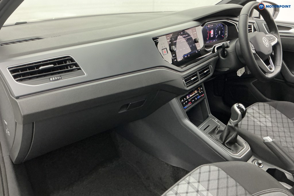 Volkswagen Polo R-Line Manual Petrol Hatchback - Stock Number (1661662) - 7th supplementary image