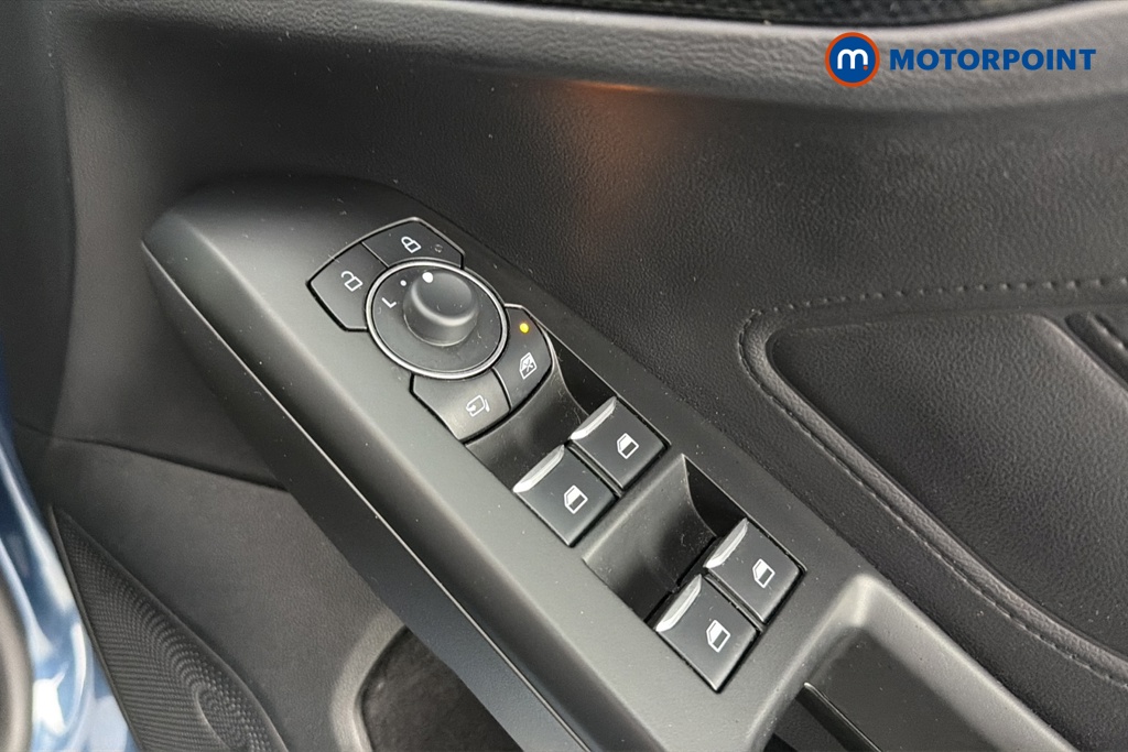 Ford Focus St-Line Edition Manual Petrol Hatchback - Stock Number (1661704) - 19th supplementary image