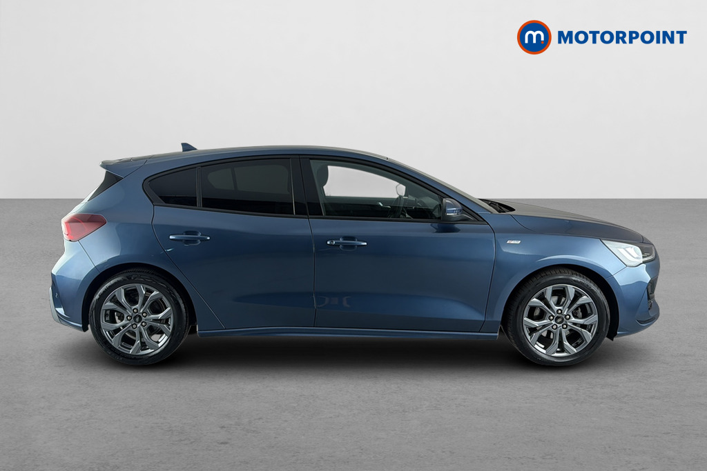 Ford Focus St-Line Edition Manual Petrol Hatchback - Stock Number (1661704) - Passenger side
