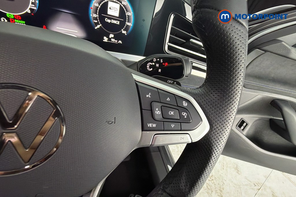 Volkswagen Passat R-Line Automatic Petrol Plug-In Hybrid Estate - Stock Number (1661968) - 4th supplementary image