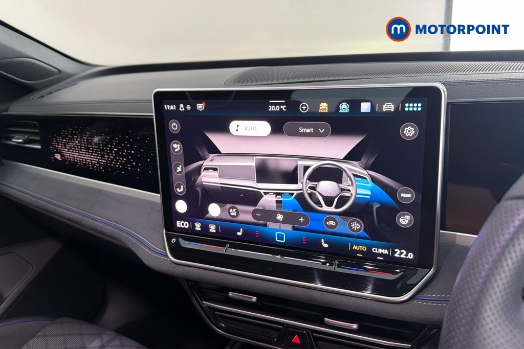 Volkswagen Passat R-Line Automatic Petrol Plug-In Hybrid Estate - Stock Number (1661968) - 12th supplementary image
